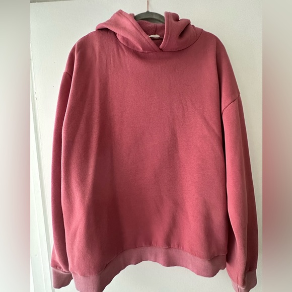 Dusty pink hoodie from French brand - Picture 2 of 2